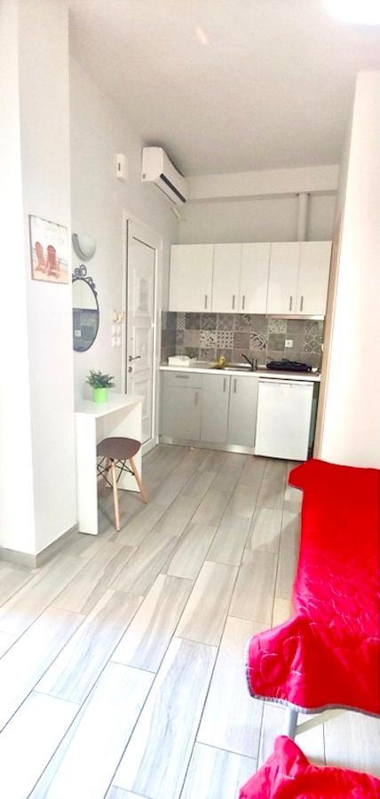 Soso Studios & Apartments สตาวรอส ภายนอก รูปภาพ