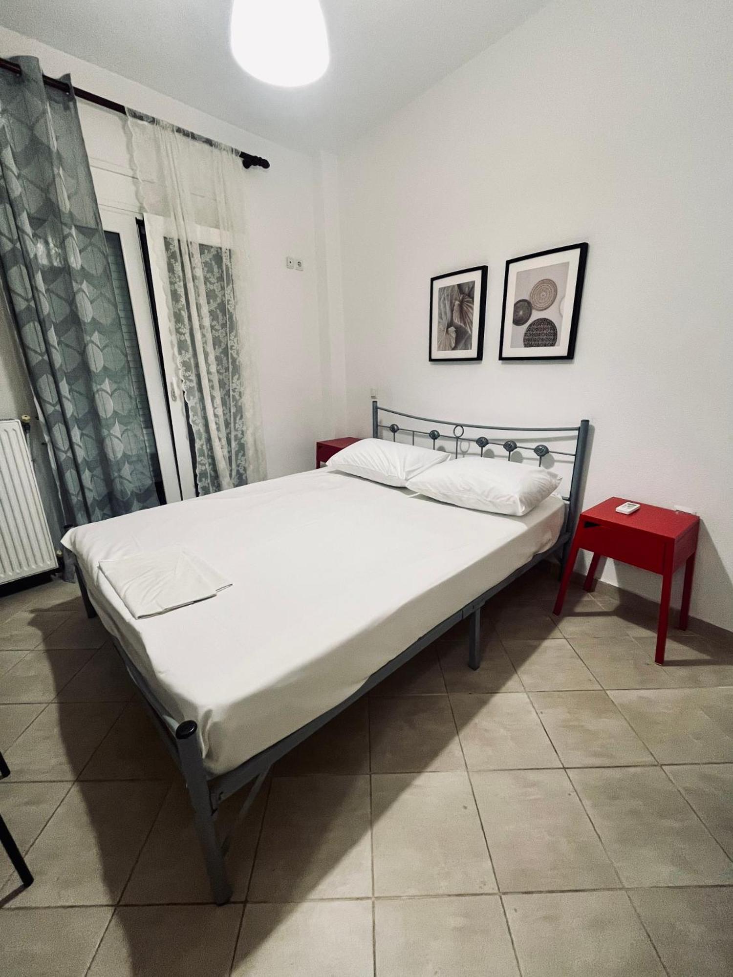 Soso Studios & Apartments สตาวรอส ภายนอก รูปภาพ